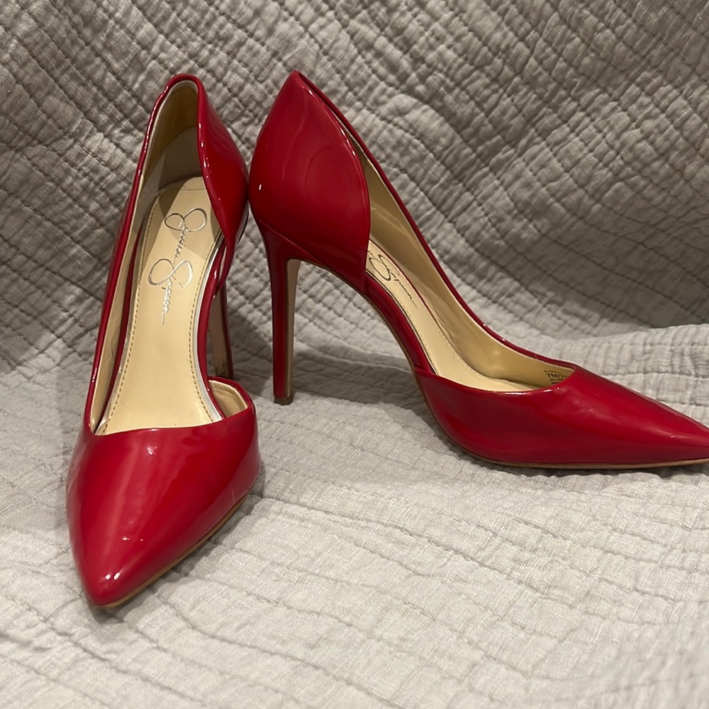 Red Jessica Simpson pumps